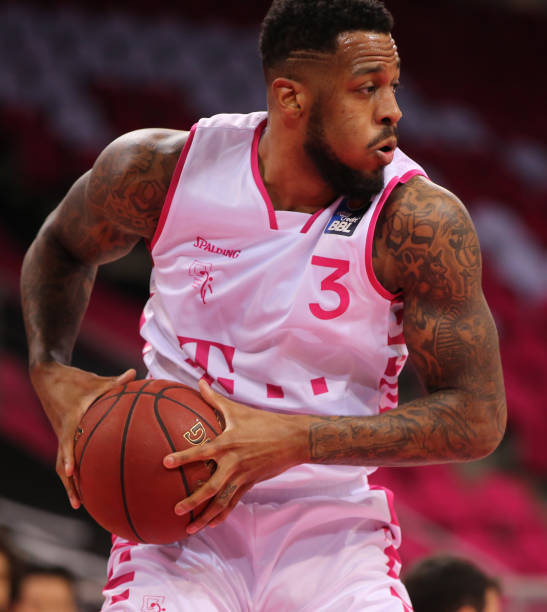 球员提前被 球员提前被